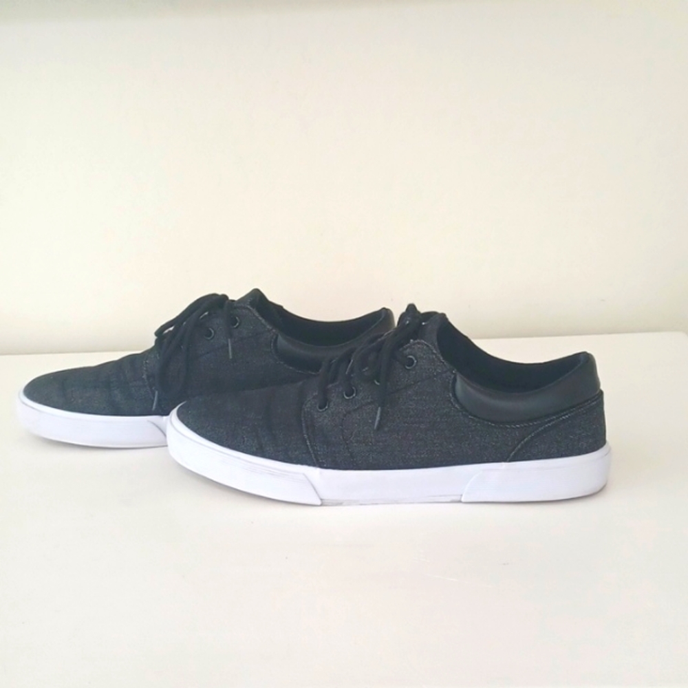 St John's Bay men's size 12 shoes, black - Picture 2 of 7